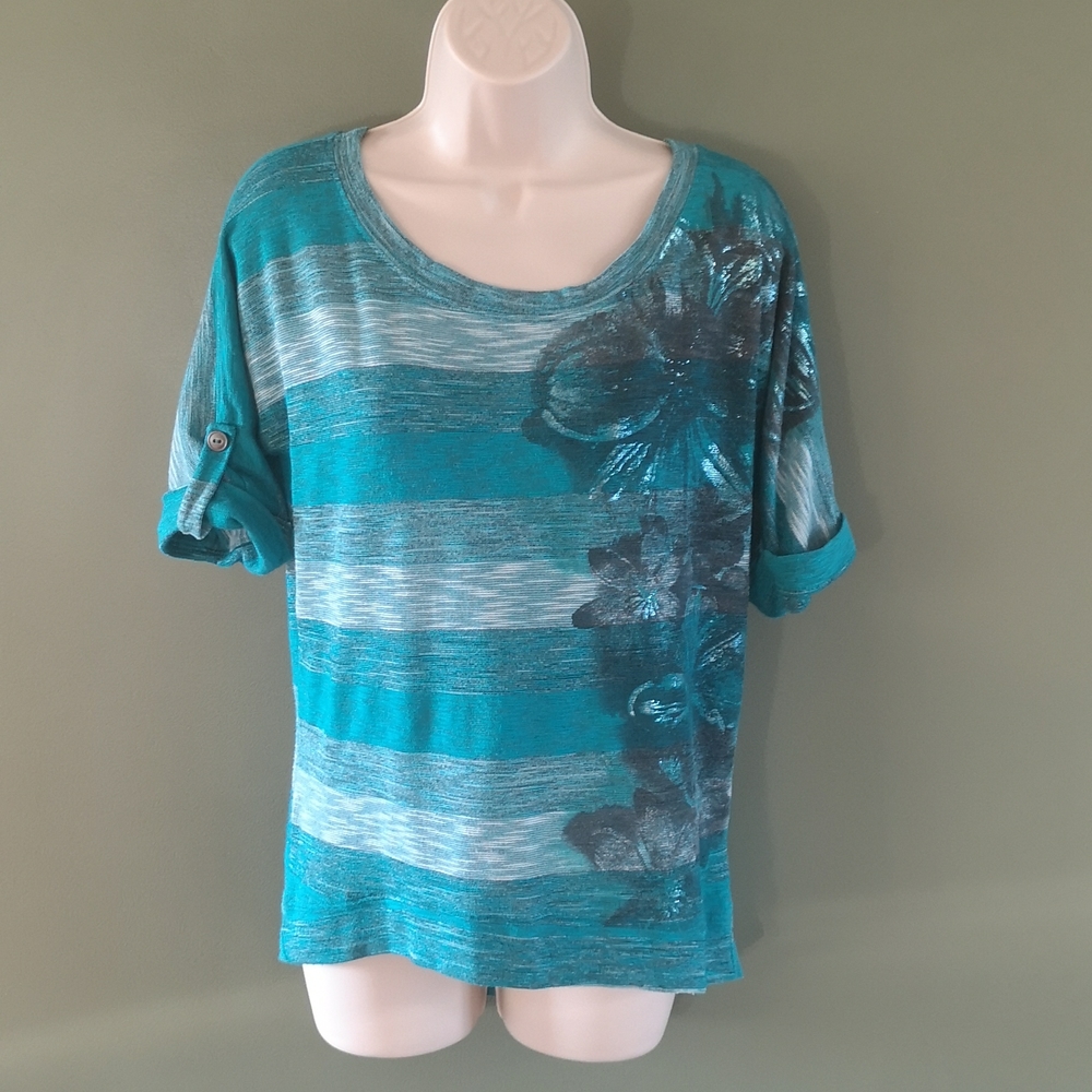 Vanity Teal Striped Floral Burnout Short Roll Cuff Sleeve Top Sz M
